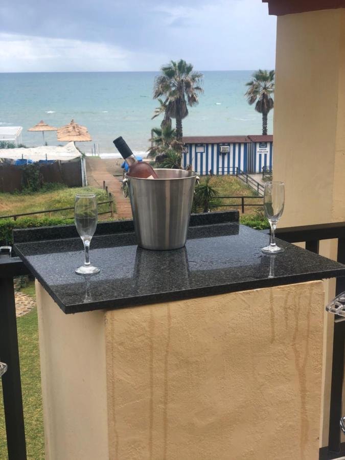 Beachfront Apartment - Sea Views - מארבלה מראה חיצוני תמונה