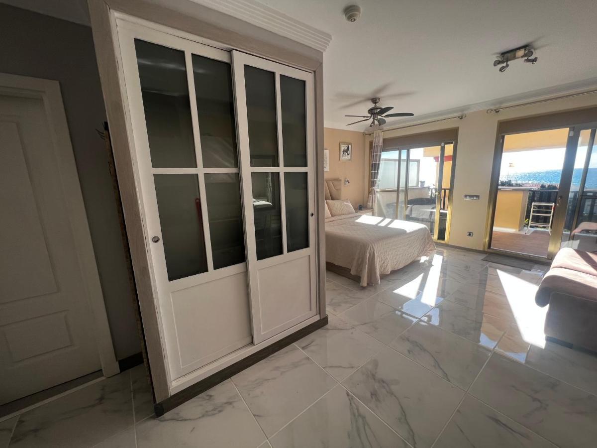 Beachfront Apartment - Sea Views - מארבלה מראה חיצוני תמונה